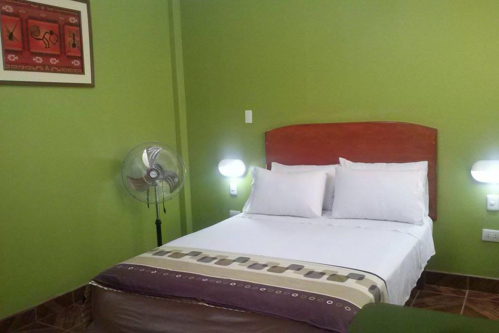 Hostal Real Alcazar Nazca Buitenkant foto
